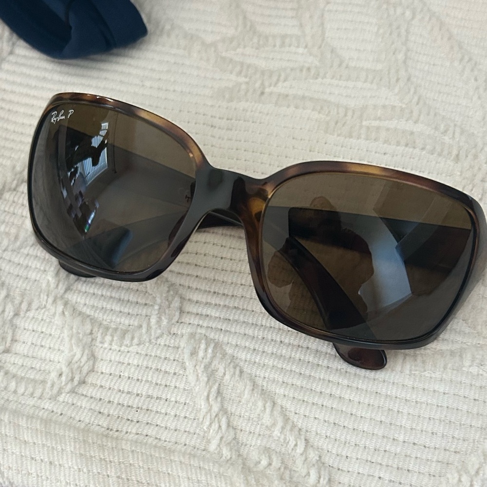 Rayban 4068 polarized sunglasses- tortoise